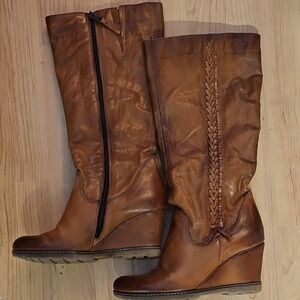 MJUS Boots, Size 40